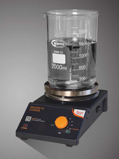 Магнитная мешалка без нагрева, объём по воде 2 л, d платформы 150 мм, 50-1600 об/мин, 720.DNAG, Glassco