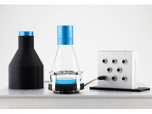 Базовая станция онлайн мониторинга биомассы в качалочных колбах и биореакторе, для 8 сенсоров, CGQ (Cell Growth Quantifier)