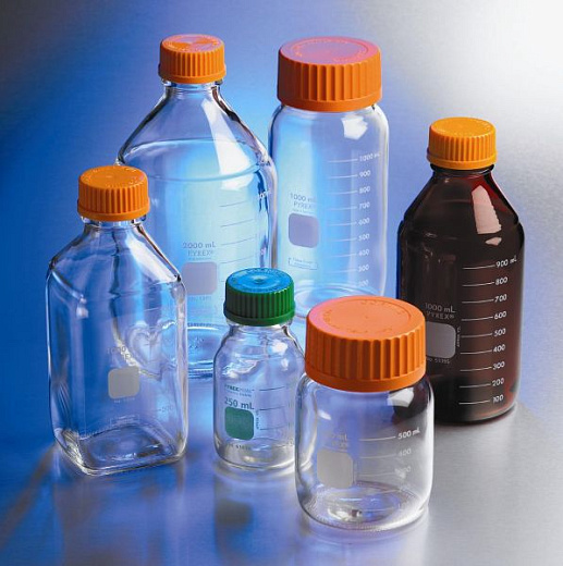 Бутыль 1 л, БС Pyrex до 500 °С, d горла внешний 45 мм, с завинчивающейся крышкой, круглая, темное стекло, 4 шт./уп.