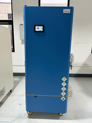 Климатическая камера постоянных условий «тепло-холод-освещение-УФ-излучение-влажность» для тестирования стабильности лекарств, +15...+65 ºC, 216 л, SHH-220GSD-2T, YSEI